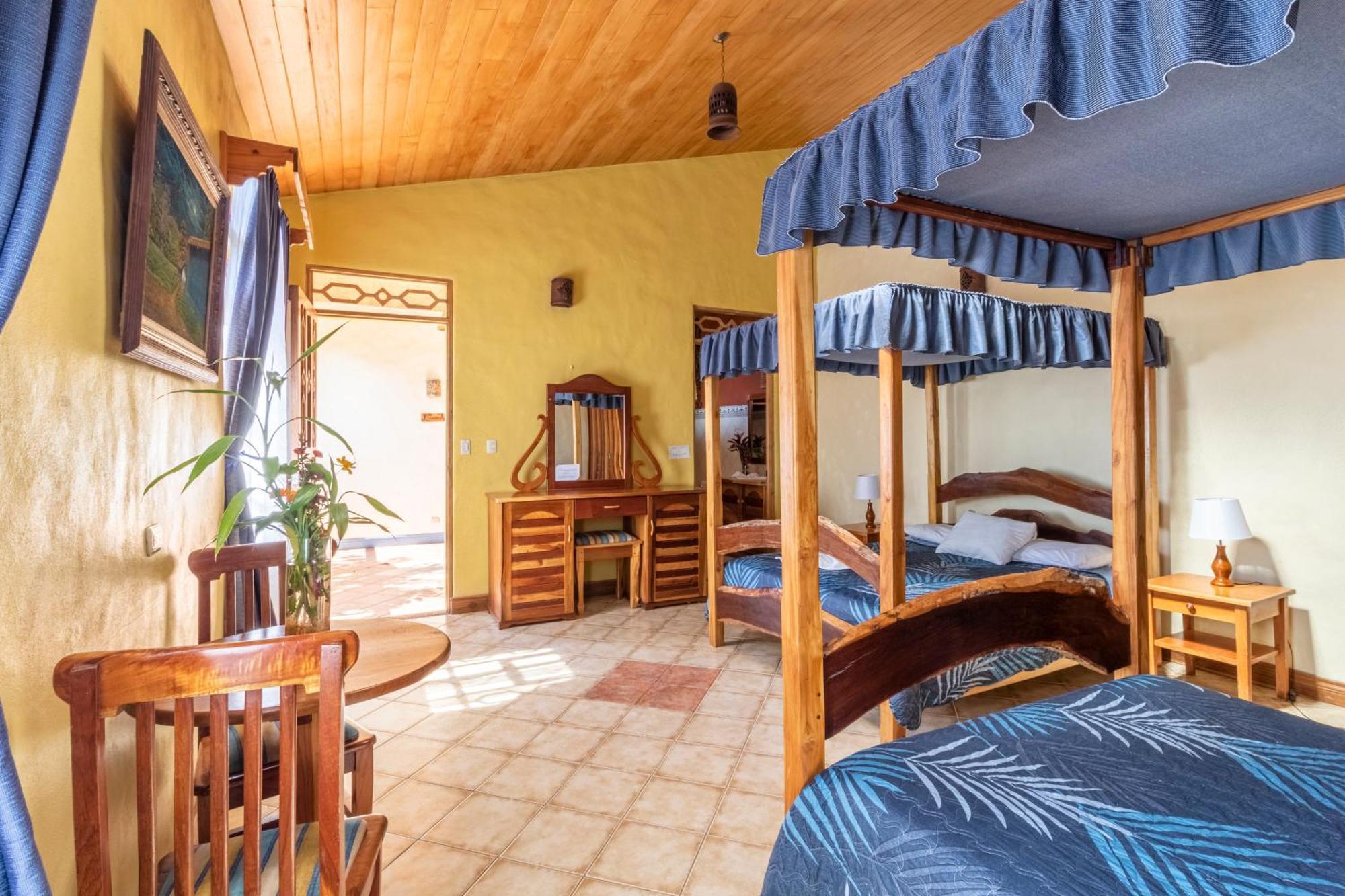 Hotel Claro De Luna Monteverde Luaran gambar